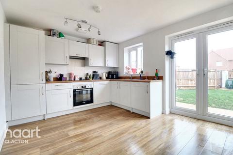 2 bedroom semi-detached house for sale, Borrage Way, Frinton-on-sea