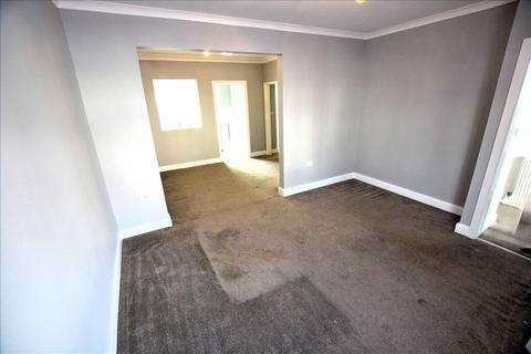 3 bedroom terraced house for sale, Hamilton Road, Feltham, Middlesex, TW13