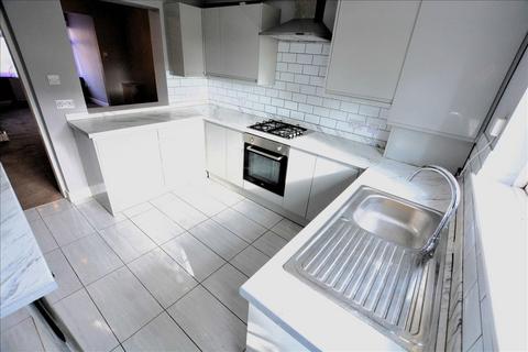 3 bedroom terraced house for sale, Hamilton Road, Feltham, Middlesex, TW13