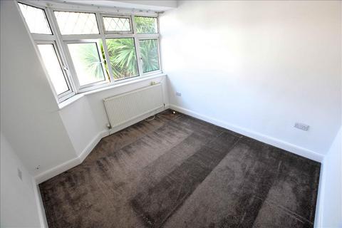 113 Hamilton Road, Feltham, TW13 4PU
