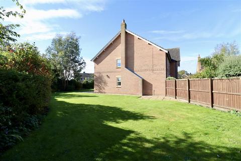 6 bedroom house for sale, The Rowans., Holme-On-Spalding-Moor, York