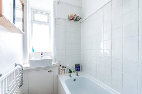 1 bedroom flat for sale, Pomeroy Street, Peckham, London, SE14