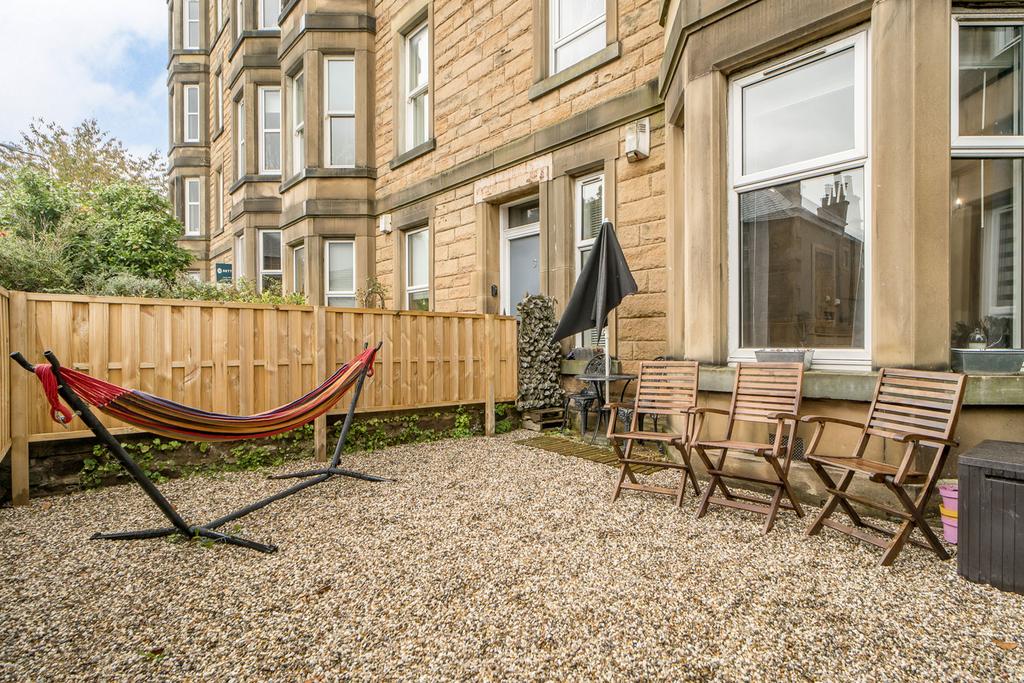 3/2 Belgrave Terrace, Corstorphine... 2 bed ground floor flat for sale