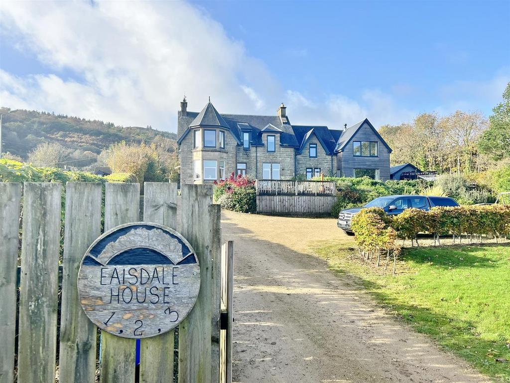 Sunny winter morning at Eaisdale House.JPEG