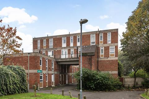 4 bedroom flat for sale, Abbey Road, St John's Wood, London, NW8