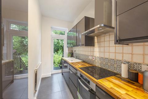 2 bedroom flat for sale, Portland Rise, Finsbury Park, London