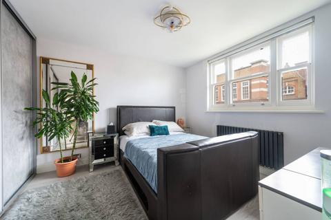 2 bedroom flat to rent, Colville Terrace, Notting Hill, London, W11