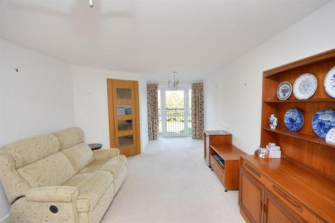 1 bedroom retirement property for sale, Jevington Gardens, Eastbourne