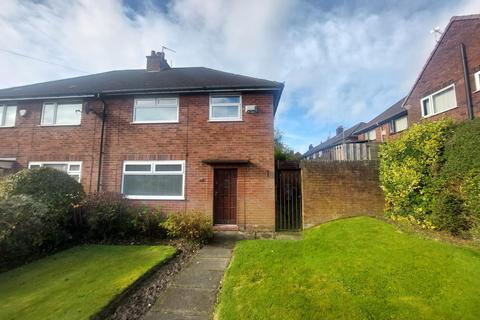 3 bedroom semi-detached house to rent, Tig Fold Road, Farnworth, Bolton, BL4