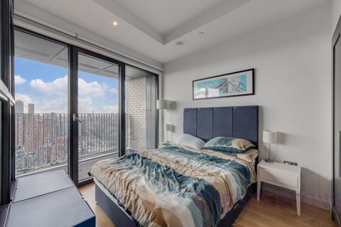 Studio to rent, Corson House, 157 City Island Way, London