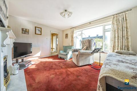 3 bedroom semi-detached house for sale, Applegarth Avenue, Surrey GU2