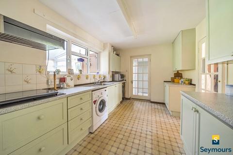 3 bedroom semi-detached house for sale, Applegarth Avenue, Surrey GU2