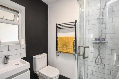 36 Collyer Road, London Colney, St Albans, AL2 1PD