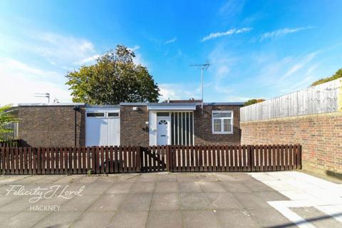 3 bedroom terraced house for sale, Prince Edward Road, Hackney, E9