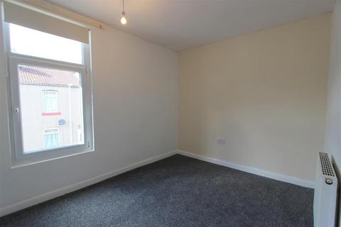 2 bedroom terraced house to rent, Ridsdale Street, Darlington