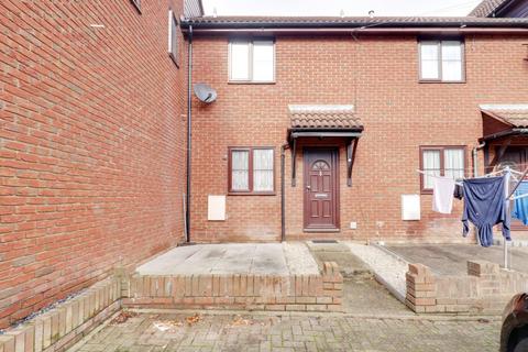 1 bedroom terraced house for sale, Broome Place, Aveley RM15