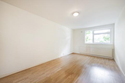 2 bedroom flat for sale, Tragail, Mercier Road, London