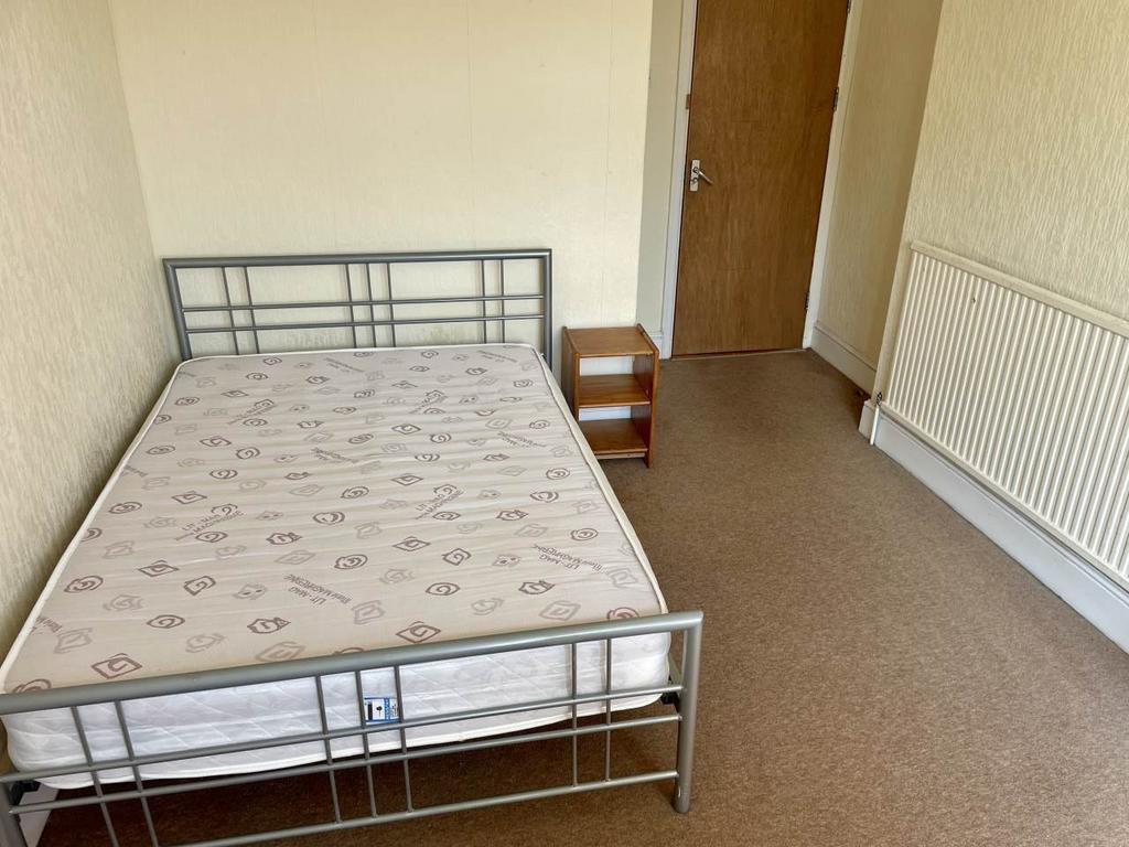 Bed 1, 2