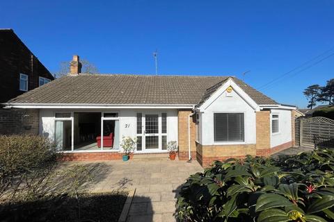 3 bedroom detached bungalow for sale, Queensbury Way, Swanland HU14