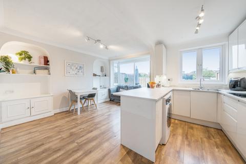 42 Castleton Road, Mitcham, CR4 1NY