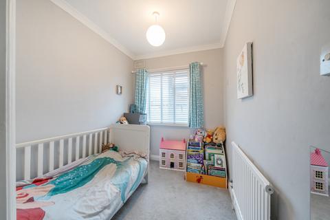 42 Castleton Road, Mitcham, CR4 1NY