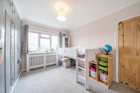 42 Castleton Road, Mitcham, CR4 1NY