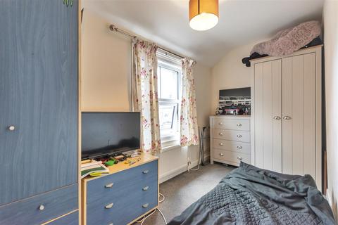 2 bedroom terraced house for sale, Oswald Place, Oswestry