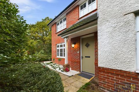 4 bedroom detached house for sale, Sellars Way, Basildon, Essex, SS15