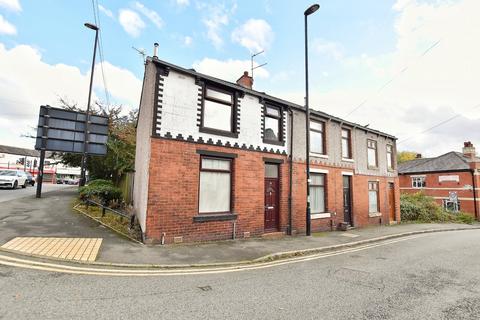 3 bedroom end of terrace house for sale, Well I Th Lane, Rochdale, Greater Manchester, OL11