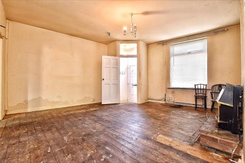 3 bedroom end of terrace house for sale, Well I Th Lane, Rochdale, Greater Manchester, OL11