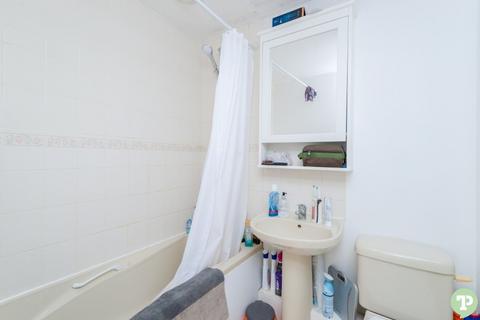 32 Kimber Close, Wheatley, Oxford, OX33 1SF
