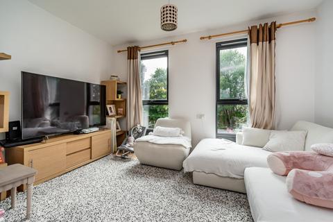 1 bedroom flat for sale, 30/17 Westfield Avenue, Gorgie, Edinburgh, EH11 2TZ