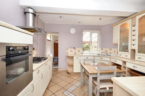 51 Roman Way, Folkestone, CT19 4JX