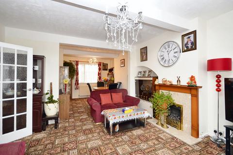 51 Roman Way, Folkestone, CT19 4JX