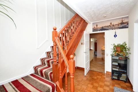 51 Roman Way, Folkestone, CT19 4JX