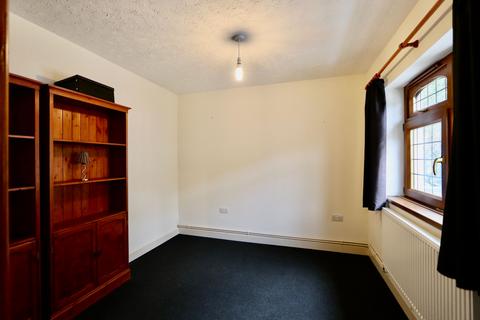 3 bedroom detached bungalow for sale, Park Road, Newbridge, NP11