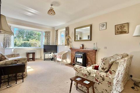 4 bedroom detached house for sale, Sea Road, Milford on Sea, Lymington, Hampshire, SO41