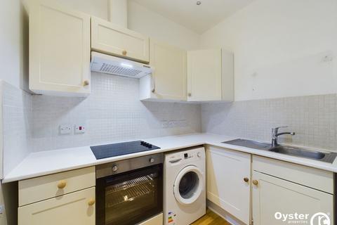 1 bedroom flat to rent, High Road, Northern Star House, N11