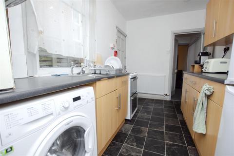 3 bedroom house to rent, Warwards Lane, Birmingham B29