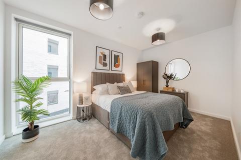 undefined, 4 Woodlands Avenue, Acton W3