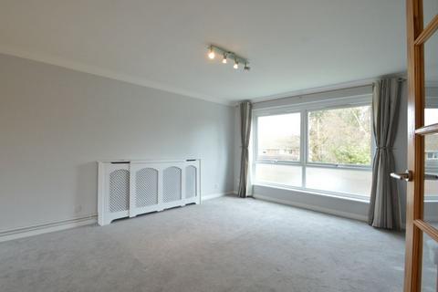 2 bedroom flat to rent, Ashley Park Road, Walton on Thames, KT12