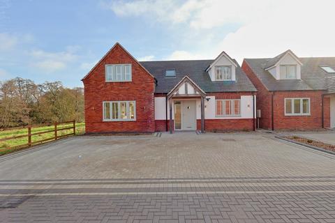 3 bedroom detached house for sale, The Birches, Tamworth Road, Fillongley, Coventry