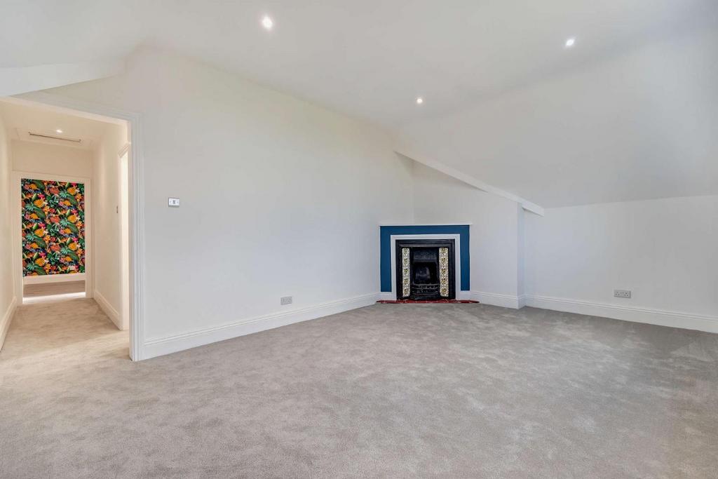 West Park, Harrogate 2 bed apartment for sale £230,000