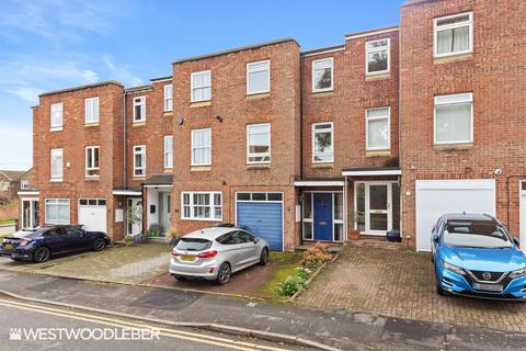 4 bedroom townhouse for sale, Esdaile Lane, Hoddesdon EN11