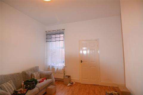 2 bedroom apartment to rent, Park Terrace, North Shields, NE30