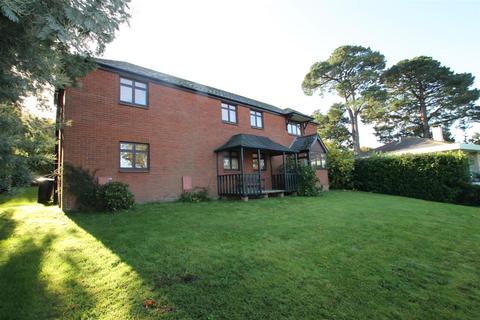 2 bedroom detached house to rent, Fishbourne Lane, Ryde