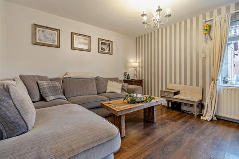 undefined, North End Drive, Doncaster DN5
