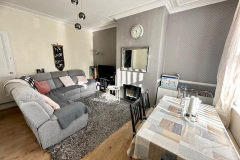 2 bedroom terraced house for sale, Swires Road, Halifax