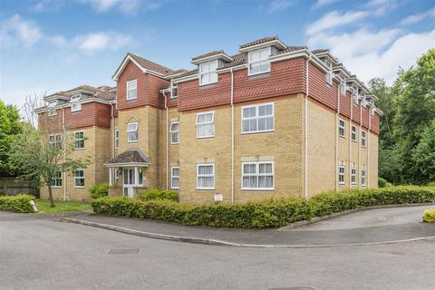 2 bedroom flat for sale, Longmeadow, Riverhead, Kent TN13 2QY