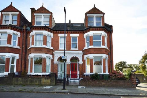 5 bedroom end of terrace house for sale, Gubyon Avenue, Herne Hill, SE24